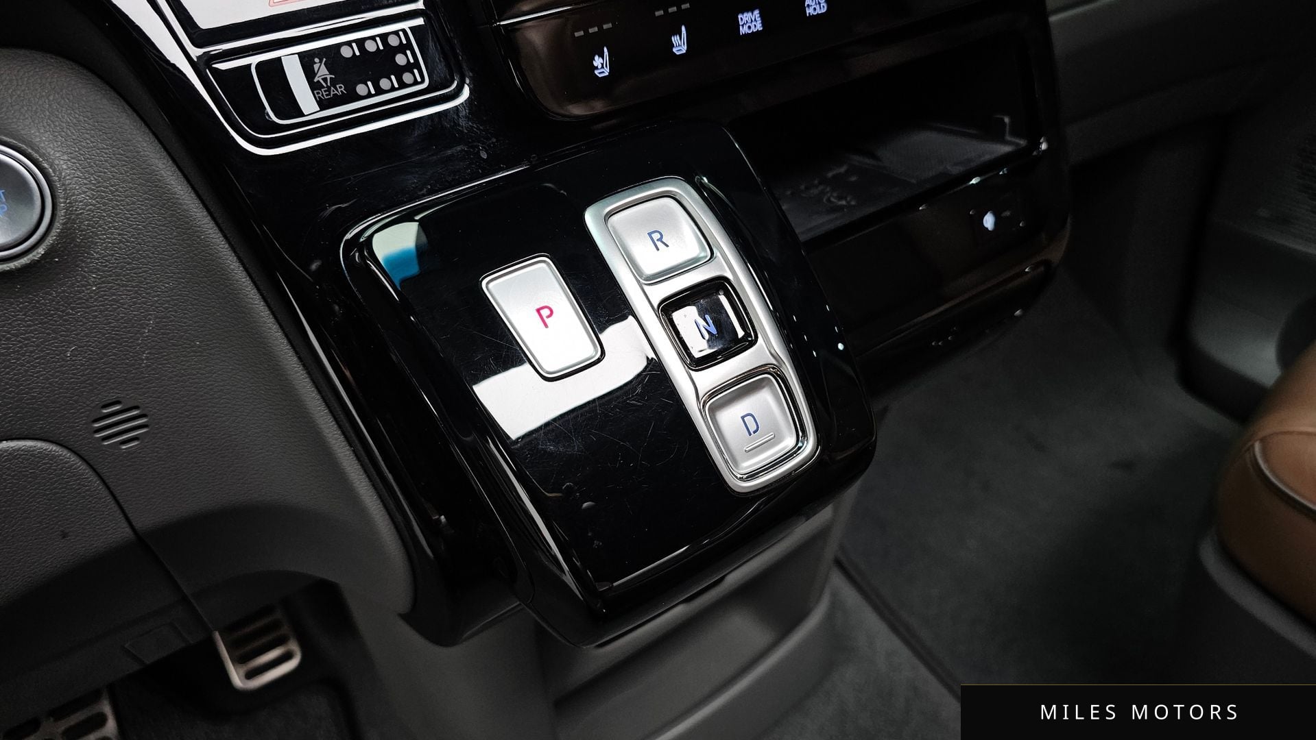 Hyundai Staria 2022 — миниатюра 12