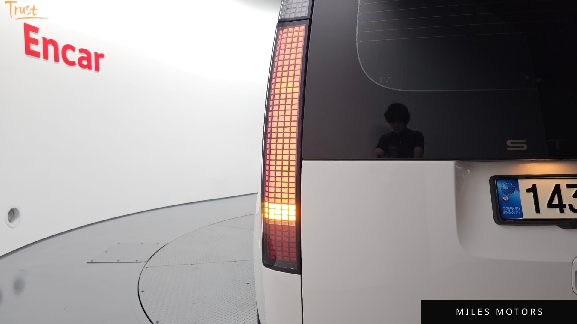 Hyundai Staria 2022 — миниатюра 9