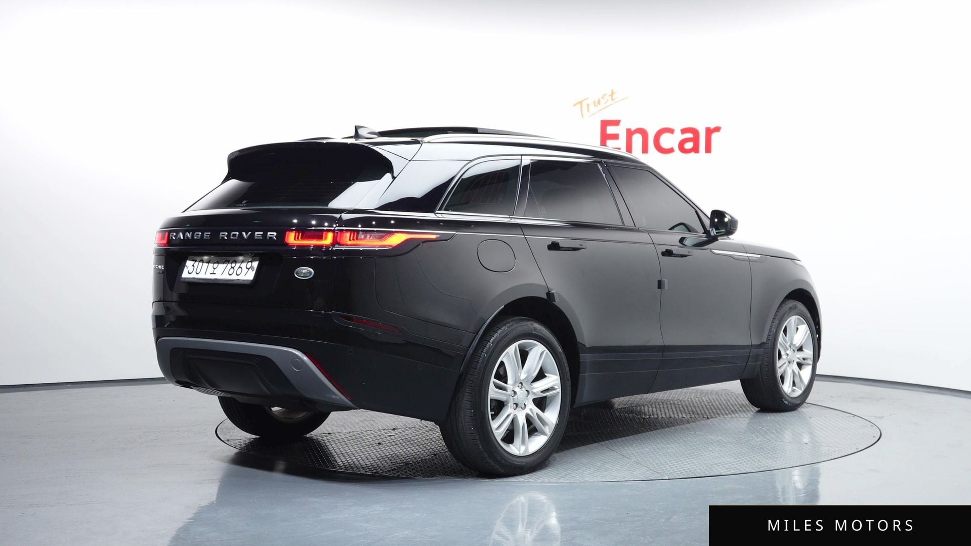 Land Rover Range Rover Velar 2019 — миниатюра 2