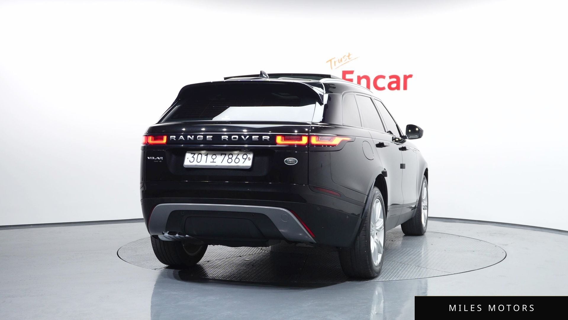 Land Rover Range Rover Velar 2019 — миниатюра 4