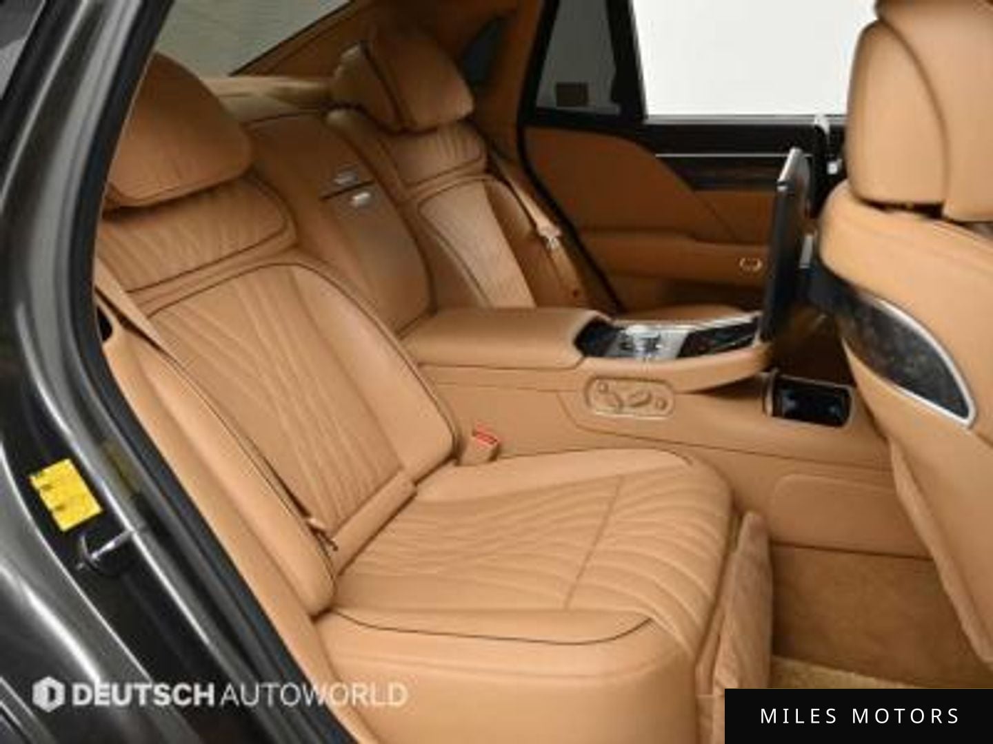 Genesis G90 (RS4) 2022 — миниатюра 12