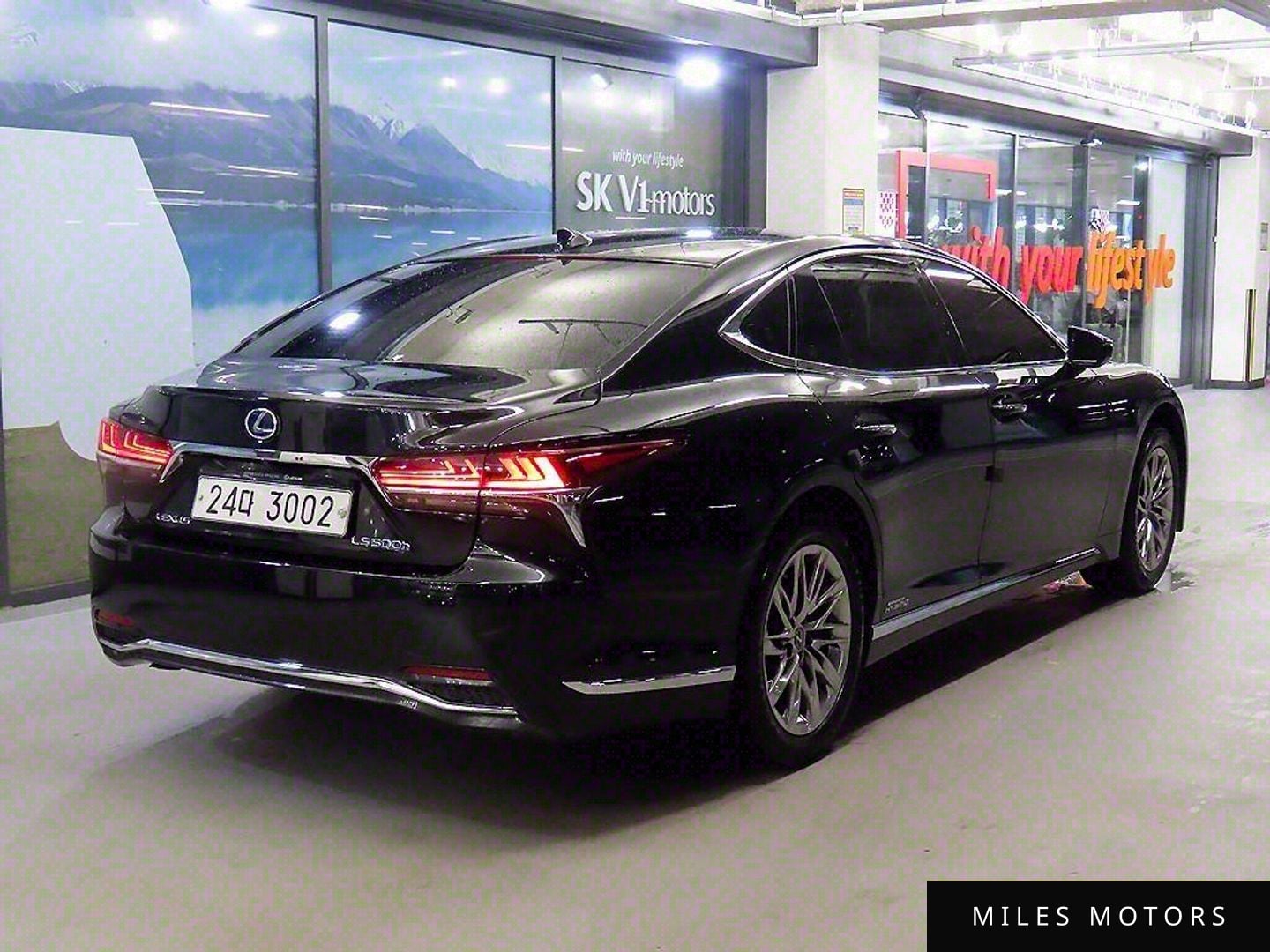 Лексус LS500h 2018 — миниатюра 5