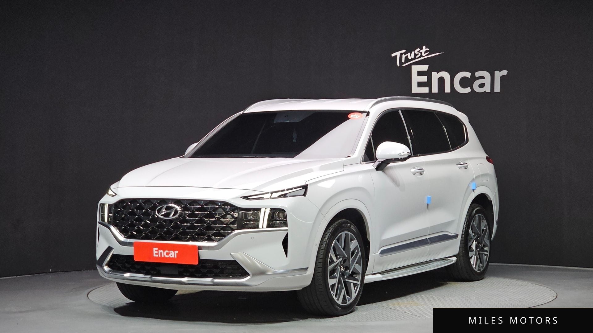 Hyundai Santafe 2021 — фото 1 из 12
