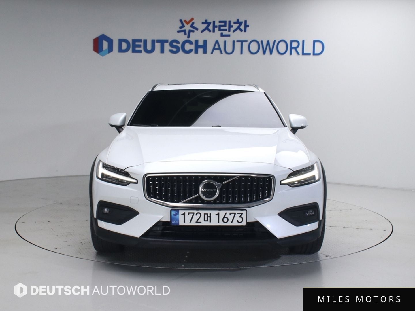 Volvo V60 2023 — миниатюра 3