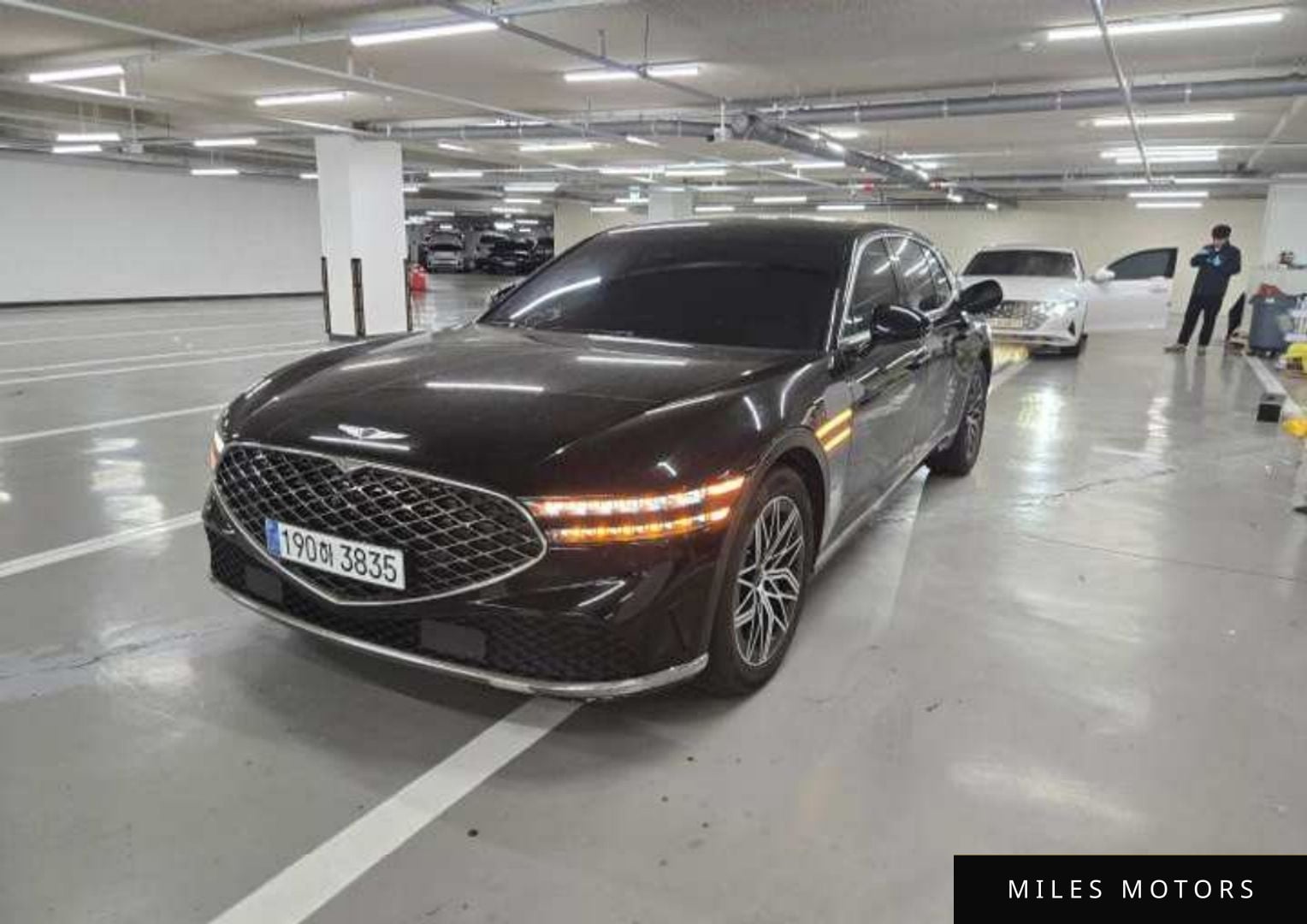 Genesis G90 (RS4) 2023 — миниатюра 2