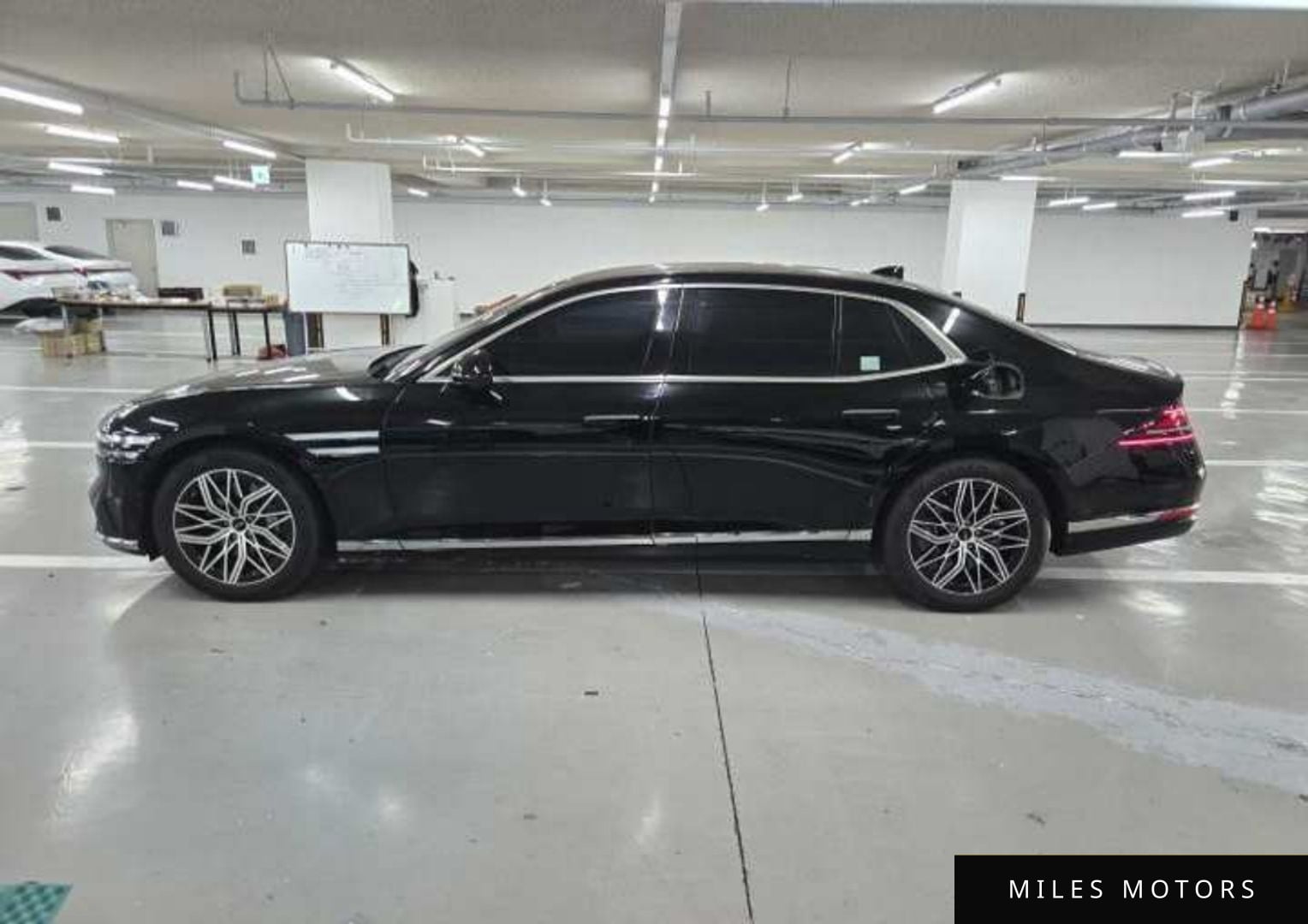 Genesis G90 (RS4) 2023 — миниатюра 5
