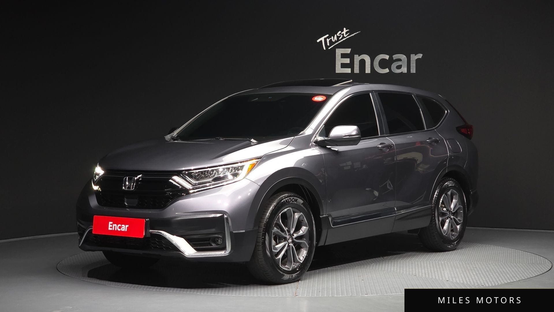 Honda CR-V 2021 — фото 1 из 12