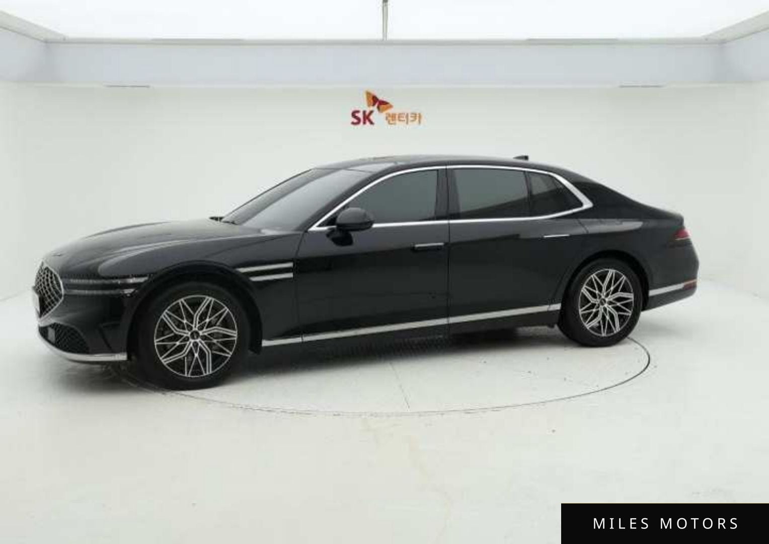 Genesis G90 (RS4) 2023 — миниатюра 2