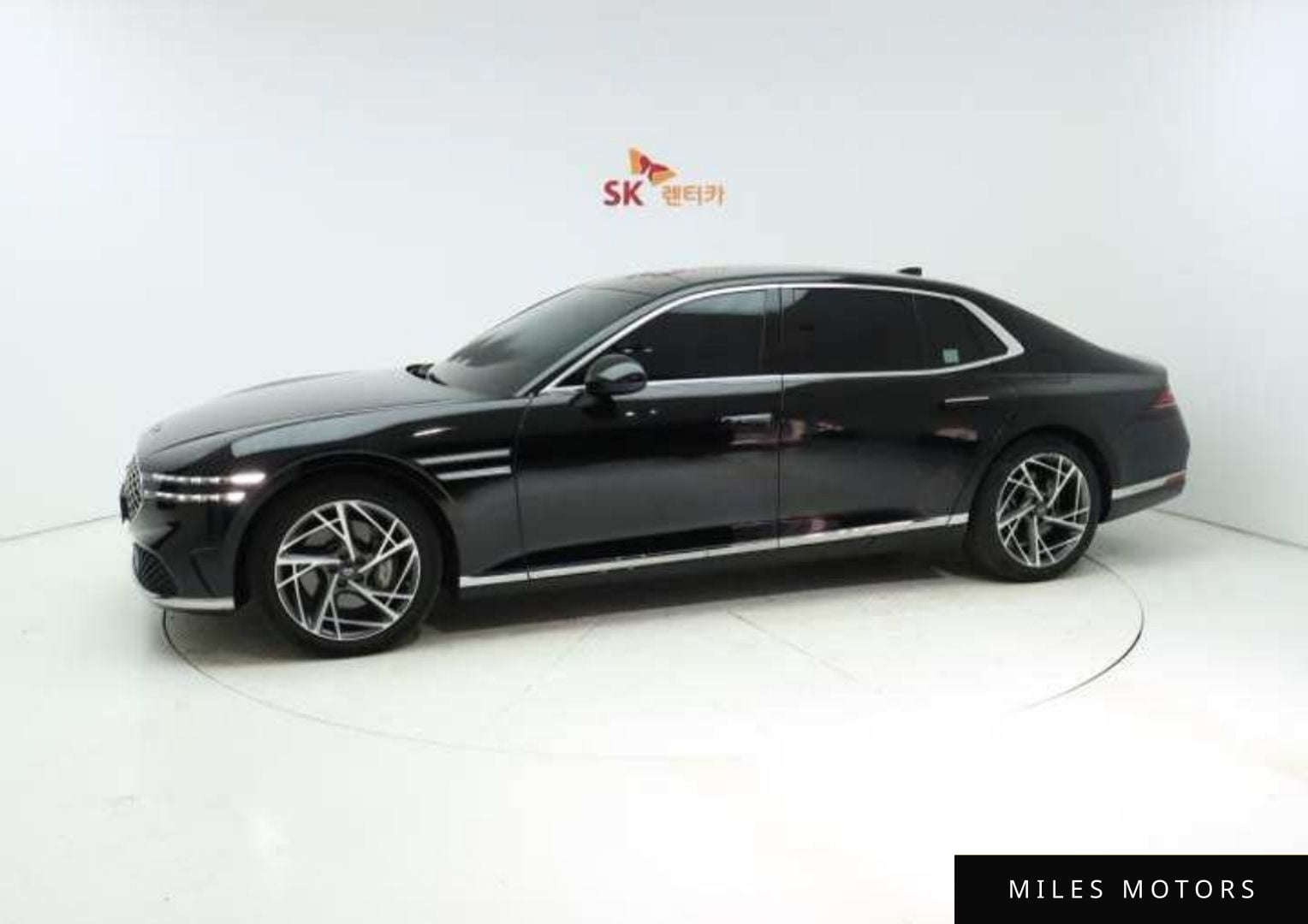 Genesis G90 (RS4) 2023 — миниатюра 2
