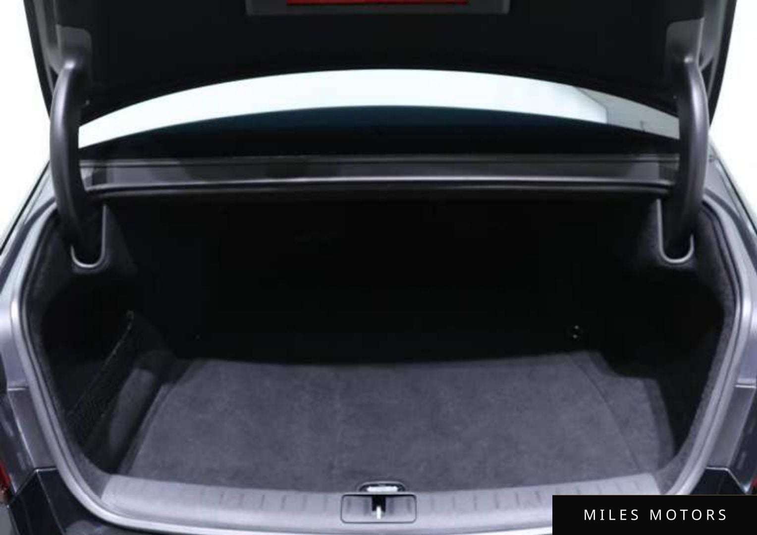 Genesis G90 (RS4) 2023 — миниатюра 10