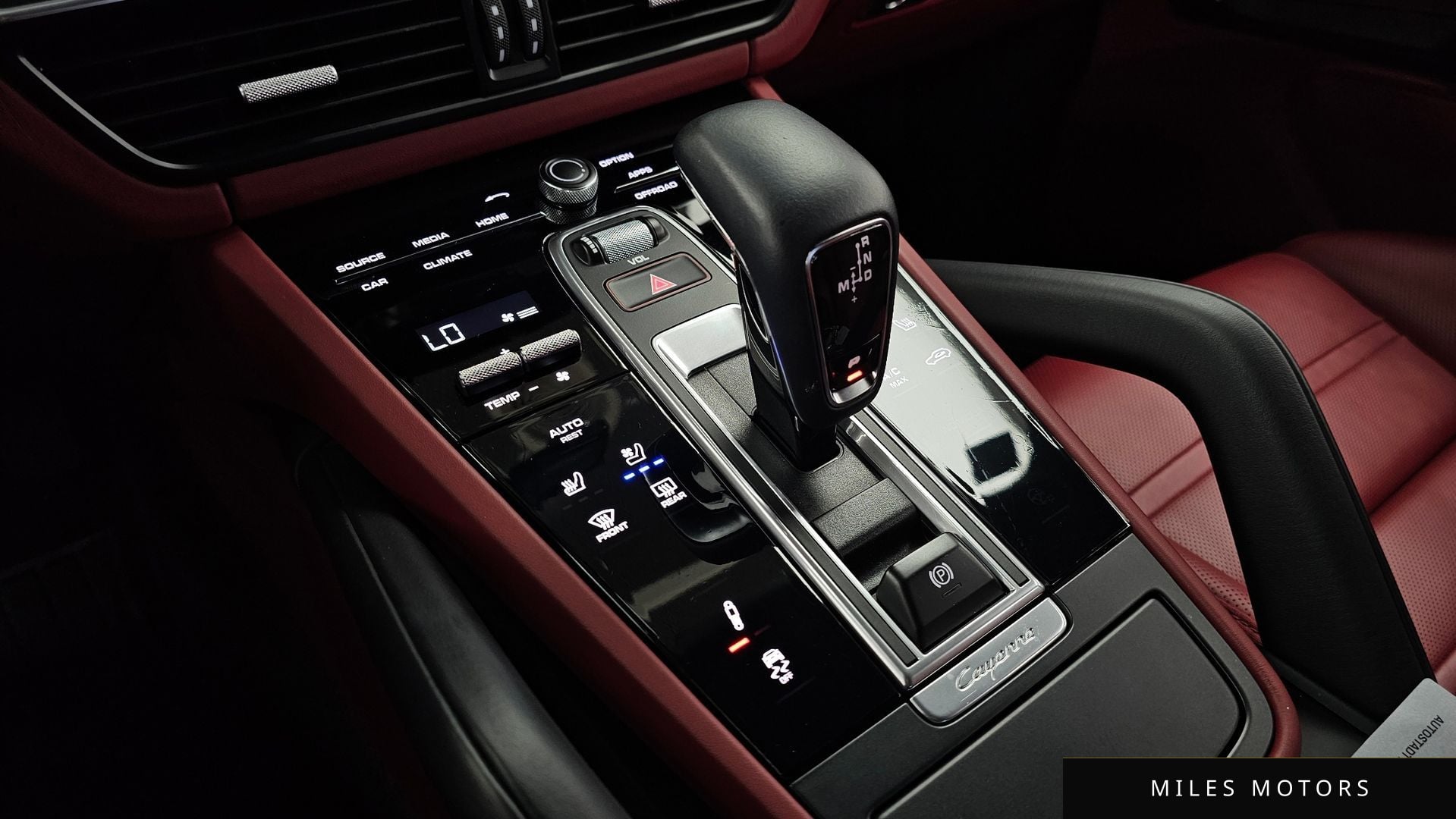 Porsche Cayenne 2023 — миниатюра 12