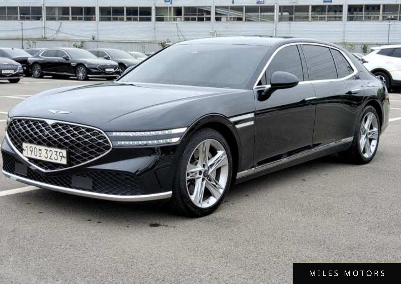 Genesis G90 (RS4) 2022 — миниатюра 2