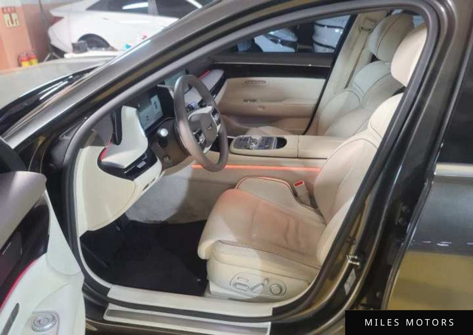 Genesis G90 (RS4) 2023 — миниатюра 4