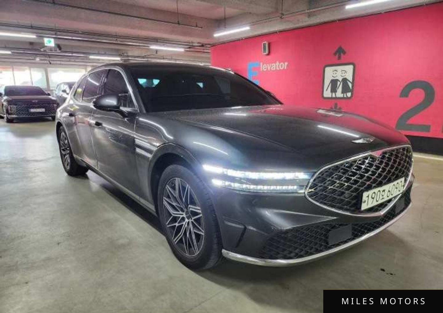 Genesis G90 (RS4) 2022 — миниатюра 8