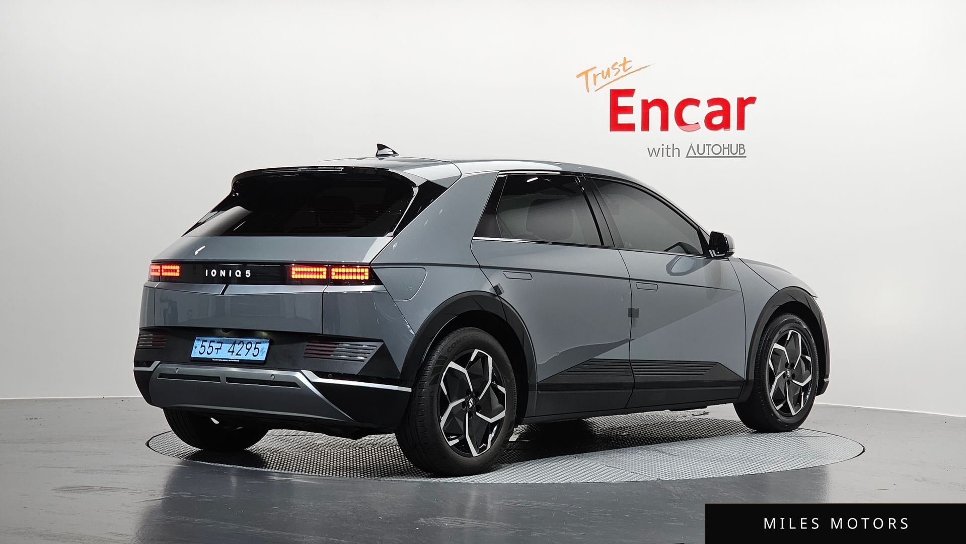 Hyundai Ioniq5 2022 — миниатюра 2