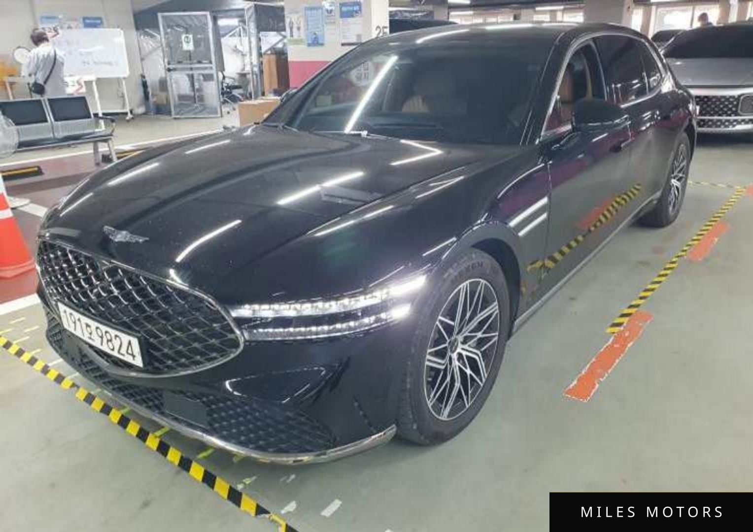 Genesis G90 (RS4) 2023 — миниатюра 2