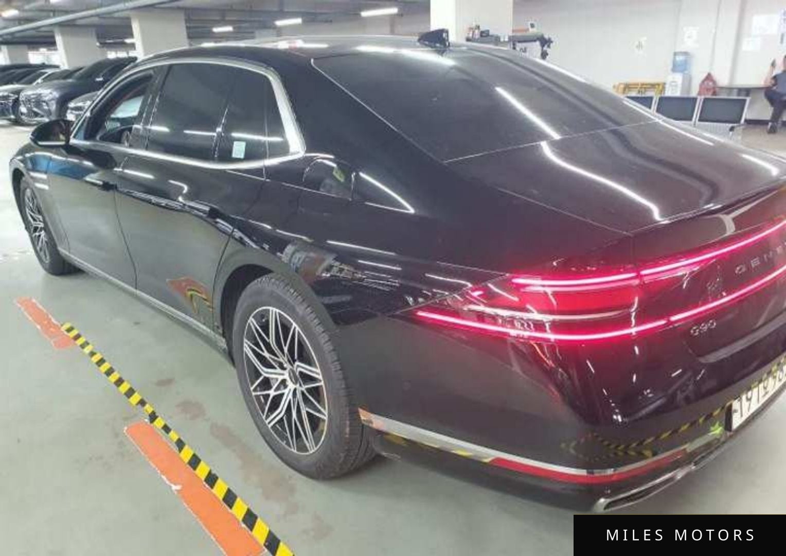 Genesis G90 (RS4) 2023 — миниатюра 10