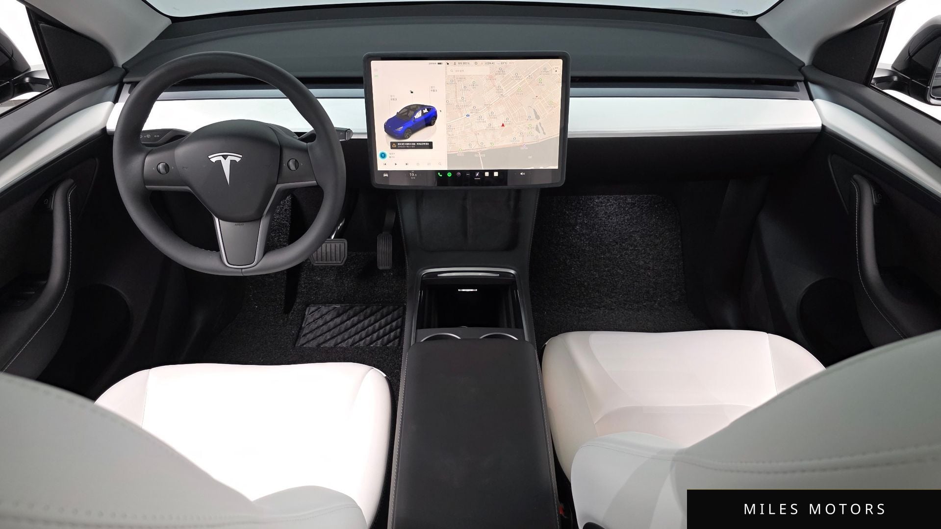 Tesla Model Y 2024 — миниатюра 9