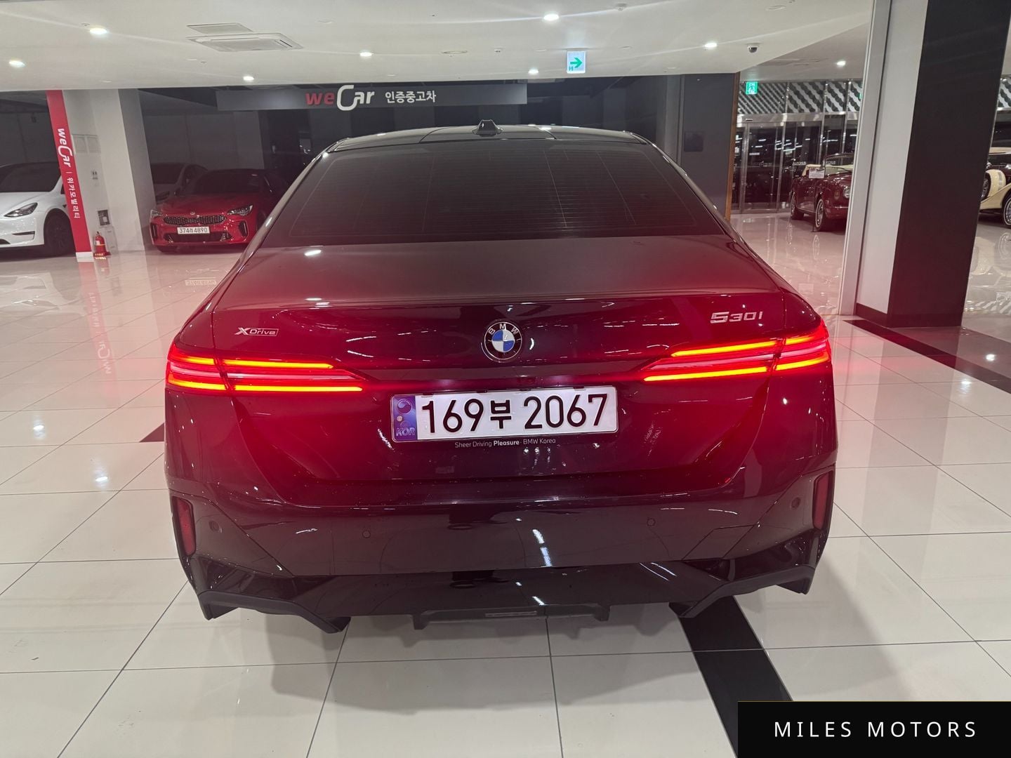 BMW 5 Series (G60) 2024 — миниатюра 4