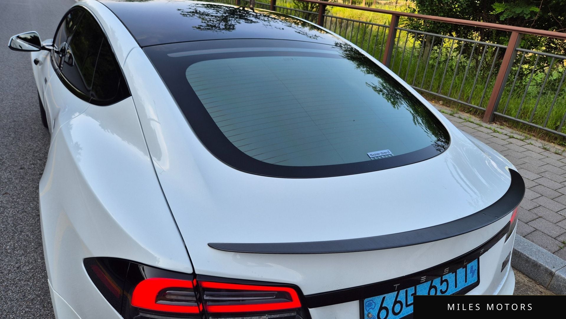 Tesla Model S 2023 — миниатюра 7