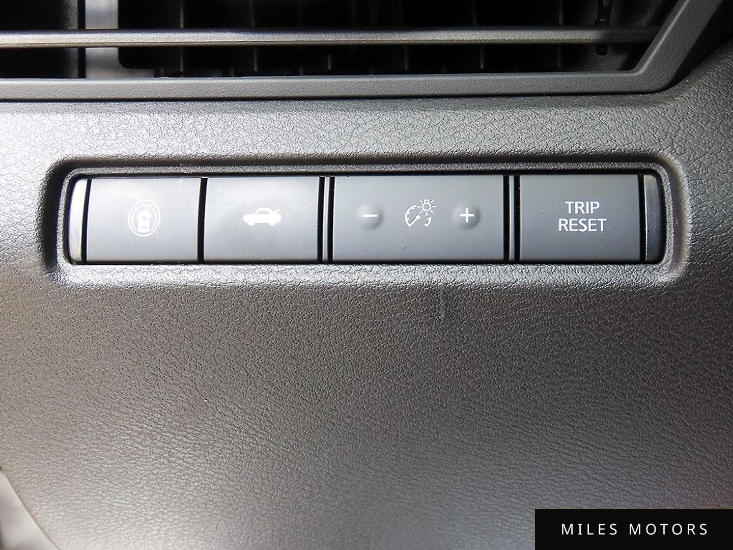 Nissan Altima 2019 — миниатюра 12
