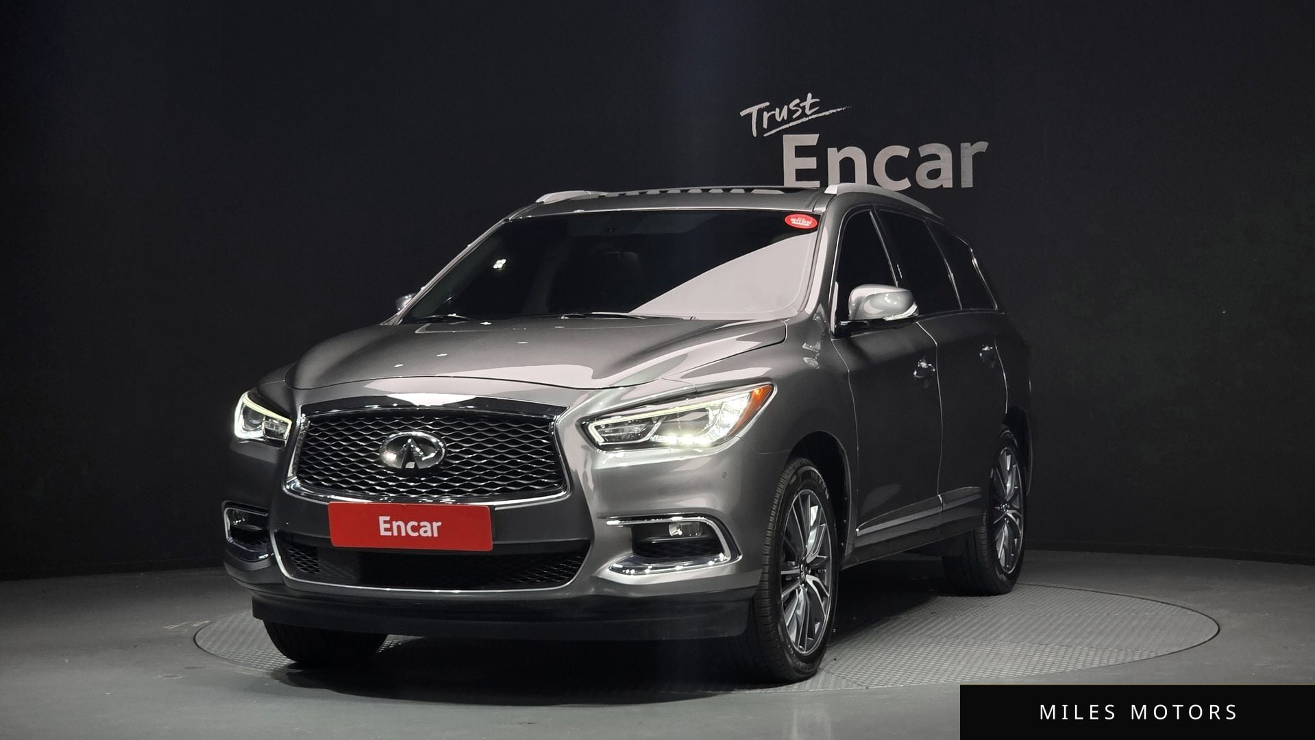 Infiniti QX60 2017 — фото 1 из 12
