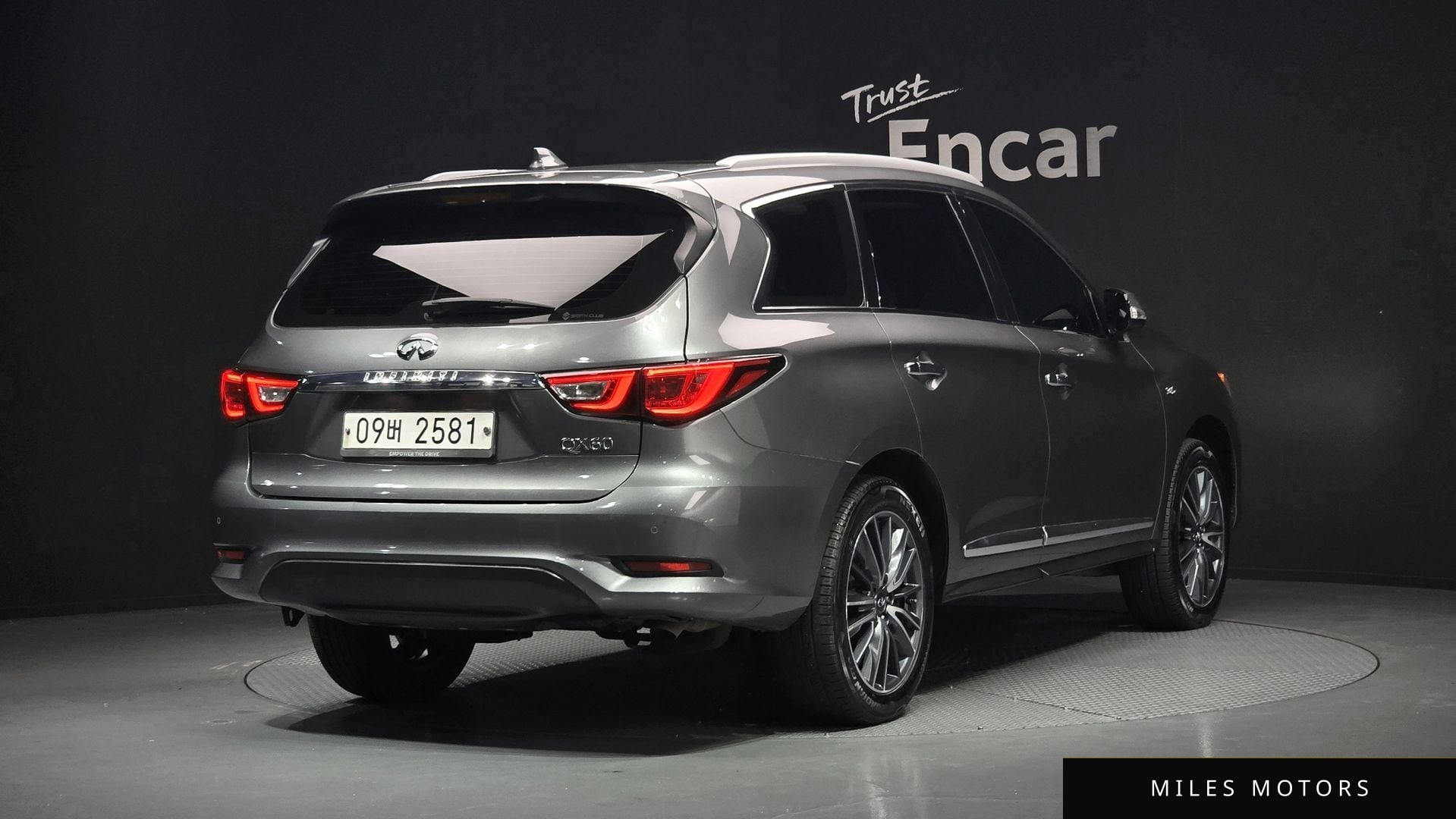 Infiniti QX60 2017 — миниатюра 2