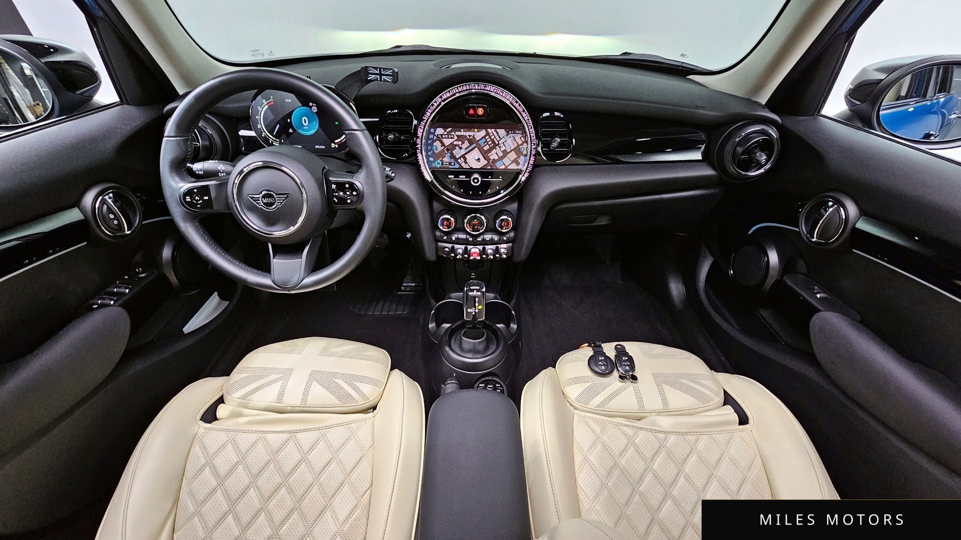MINI Cooper 2022 — миниатюра 10