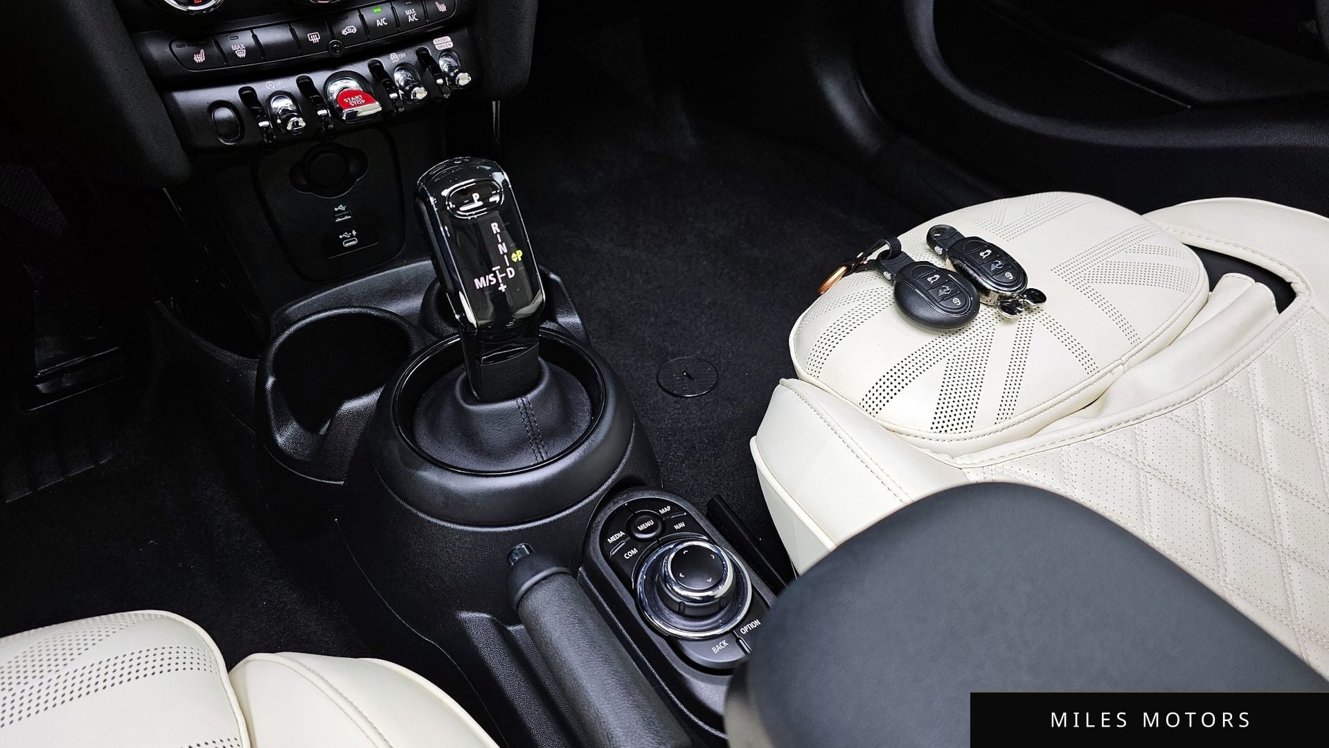 MINI Cooper 2022 — миниатюра 12