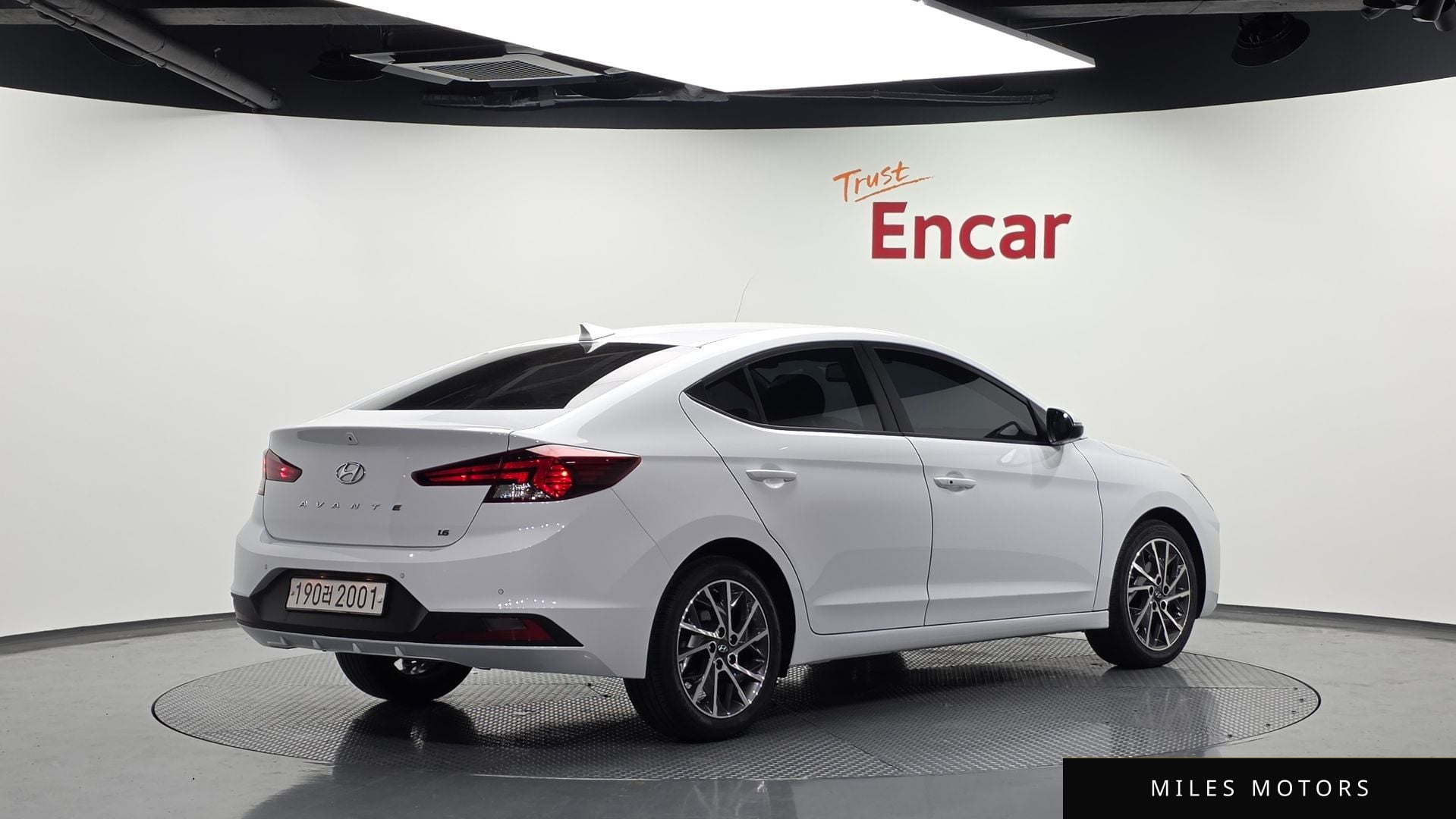 Hyundai AVANTE 2019 — миниатюра 2