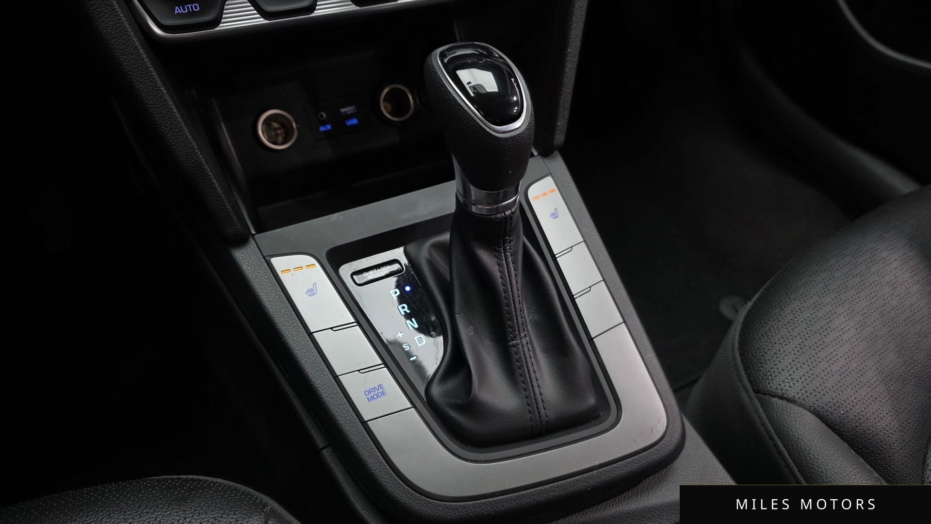 Hyundai AVANTE 2019 — миниатюра 9
