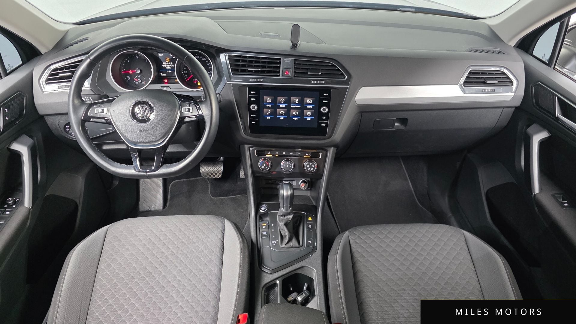 Volkswagen Tiguan 2018 — миниатюра 10