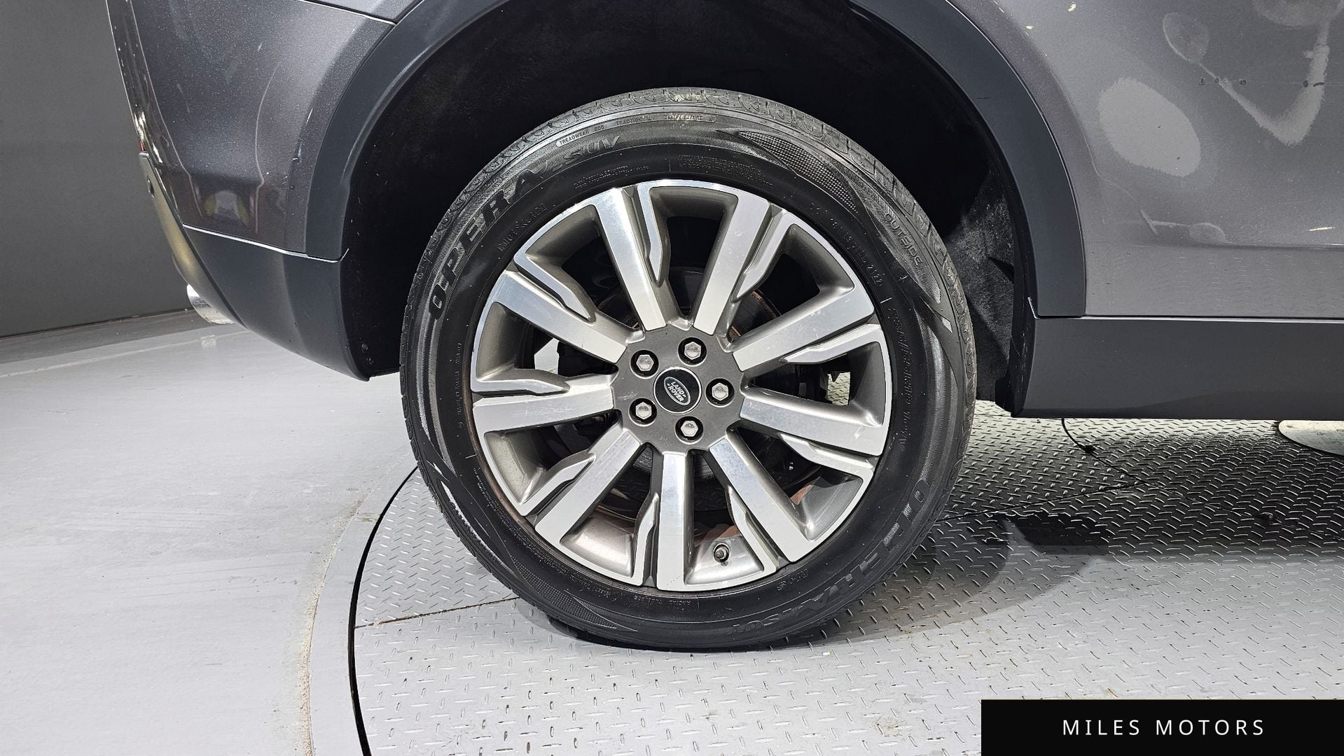Land Rover Discovery Sport 2017 — миниатюра 5