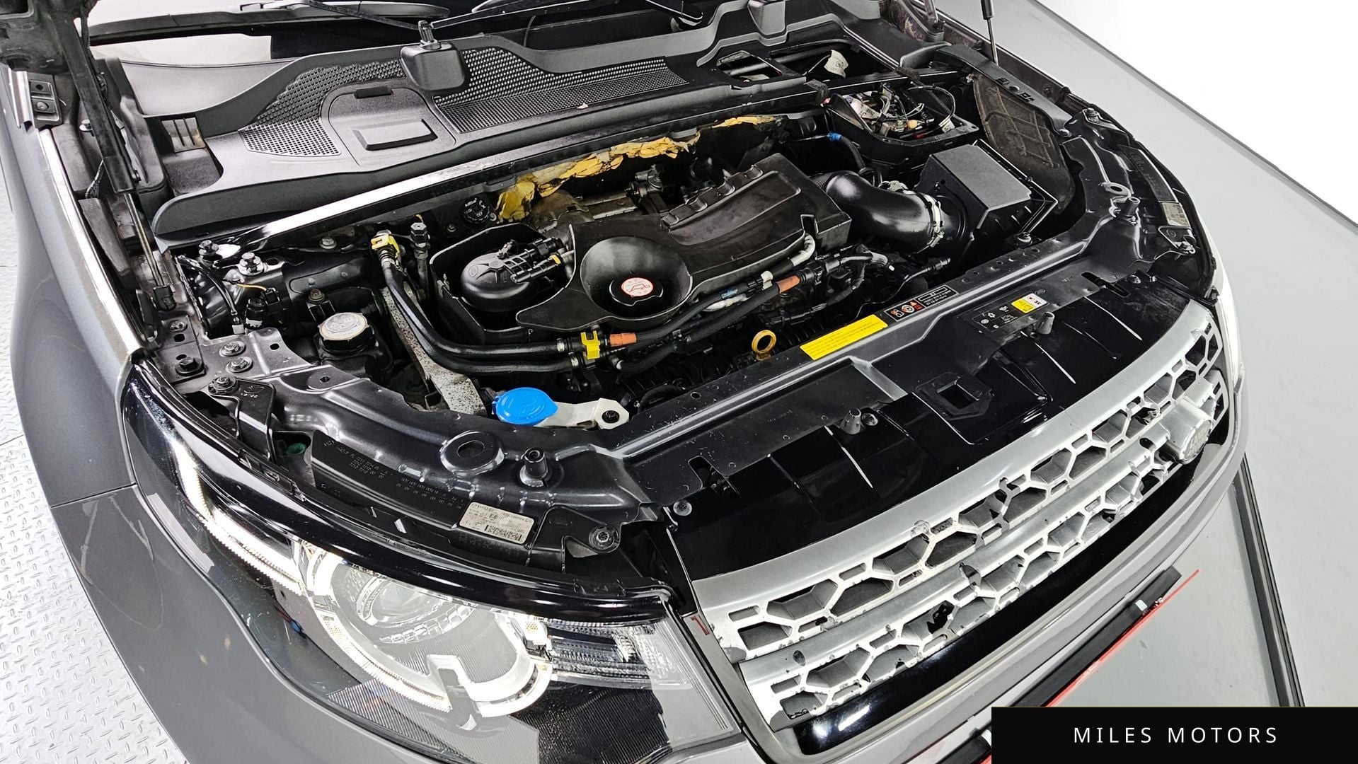 Land Rover Discovery Sport 2017 — миниатюра 6
