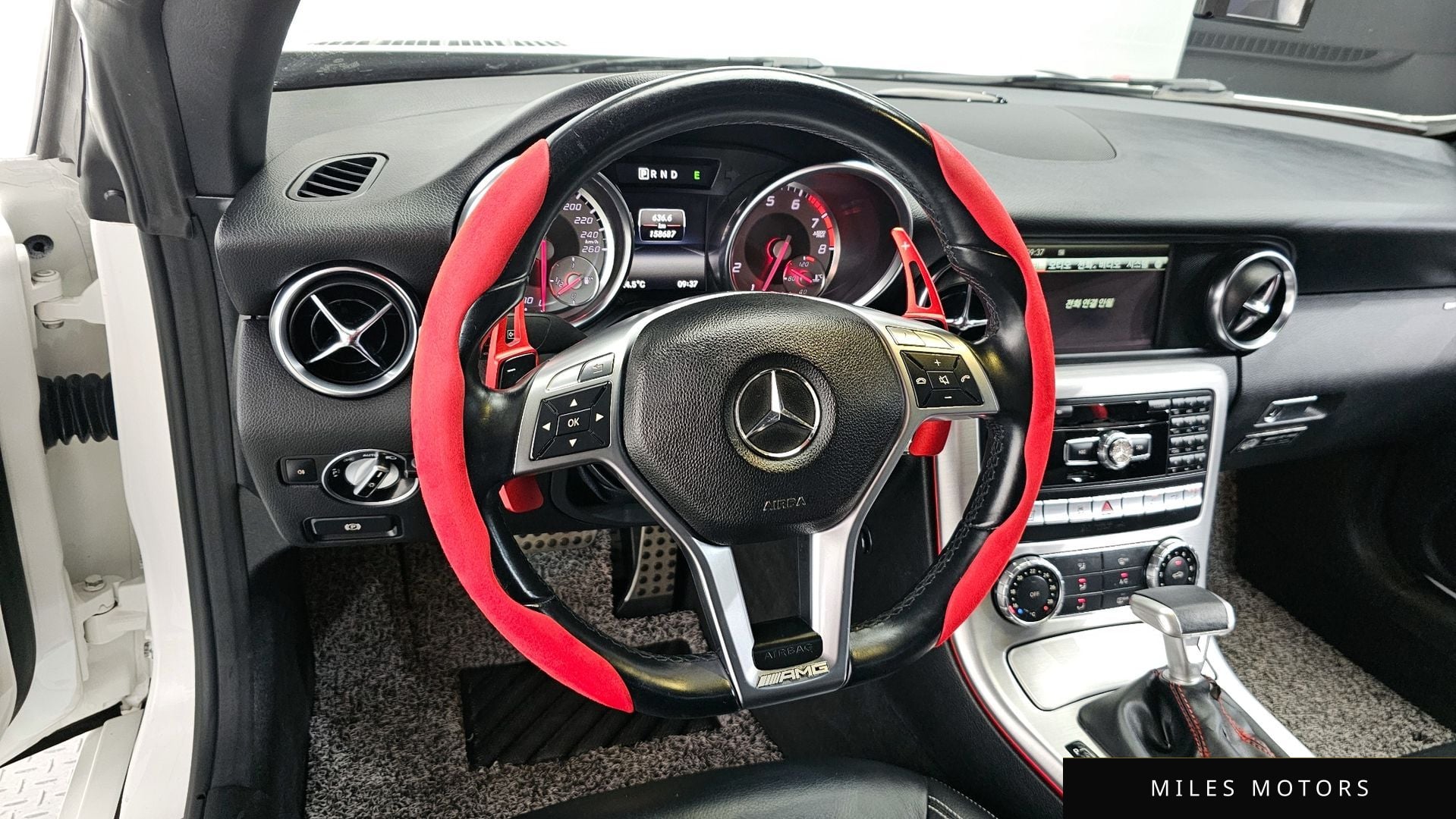 Mercedes-Benz SLK-Class 2014 — миниатюра 12