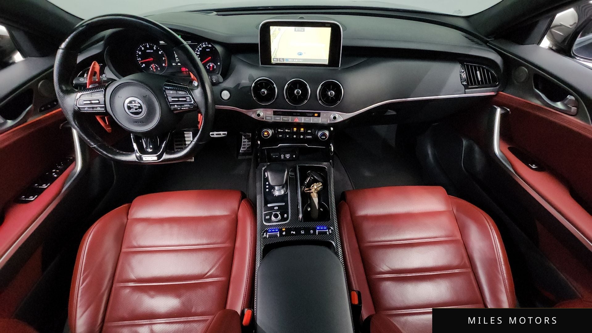 Kia Stinger 2018 — миниатюра 10