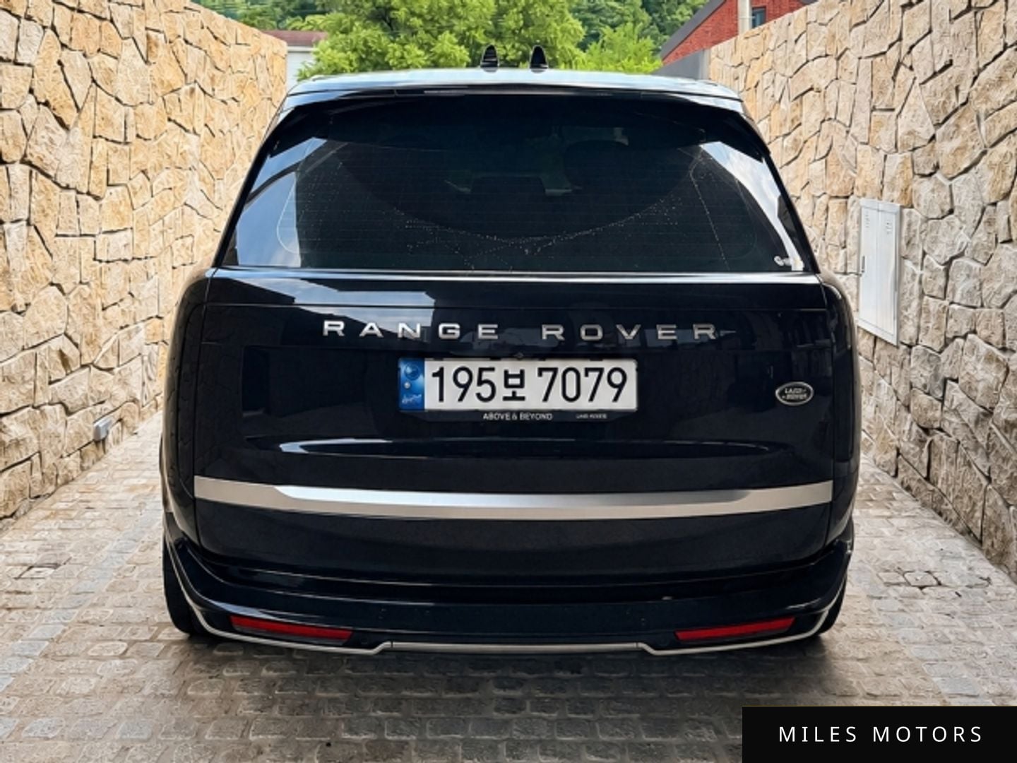 Land Rover Range Rover 2023 — миниатюра 3