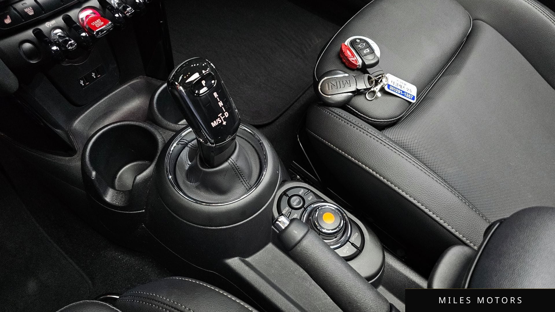 MINI Cooper 2020 — миниатюра 12