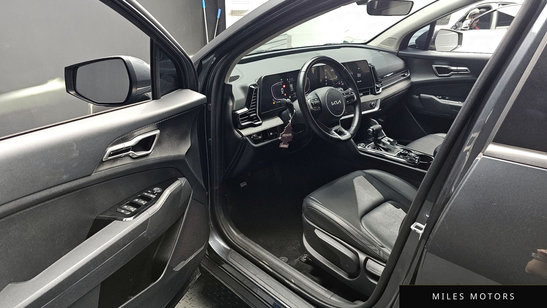 Kia Sportage 2023 — миниатюра 12