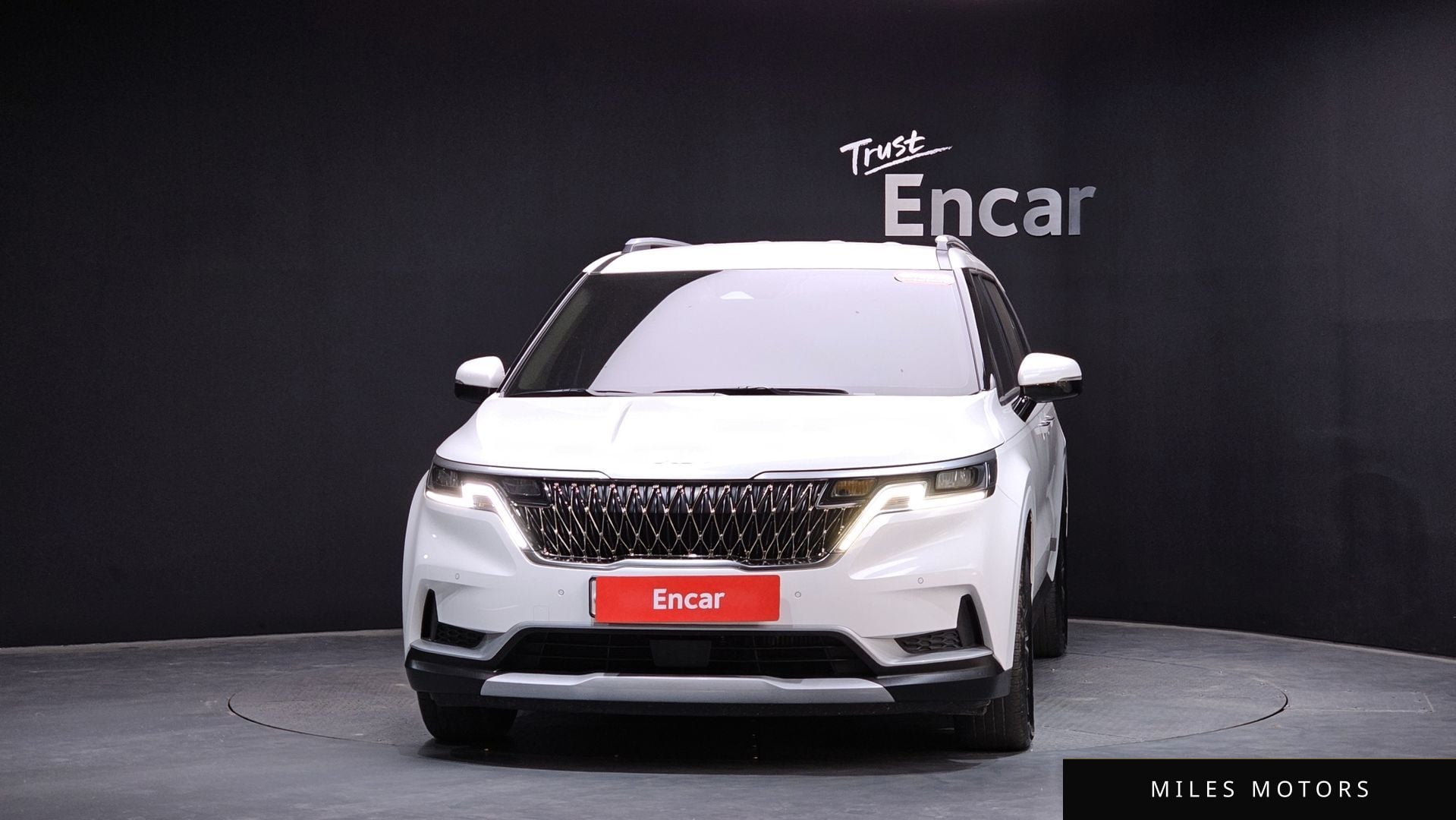 Kia Carnival 2023 — миниатюра 2