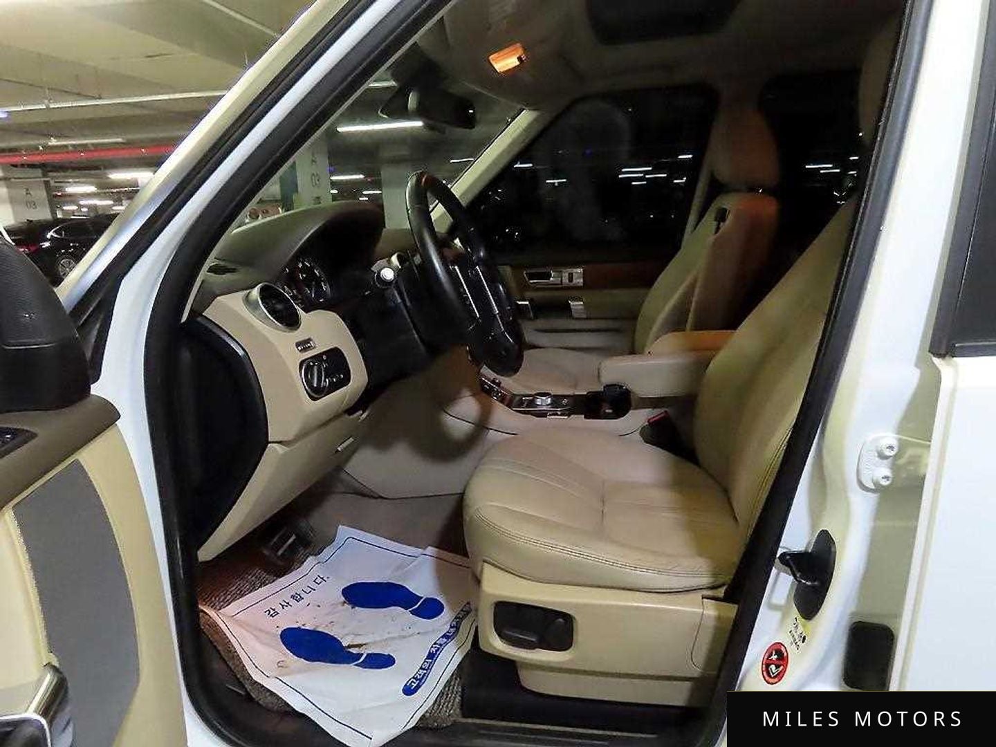 Land Rover Discovery 2013 — миниатюра 6