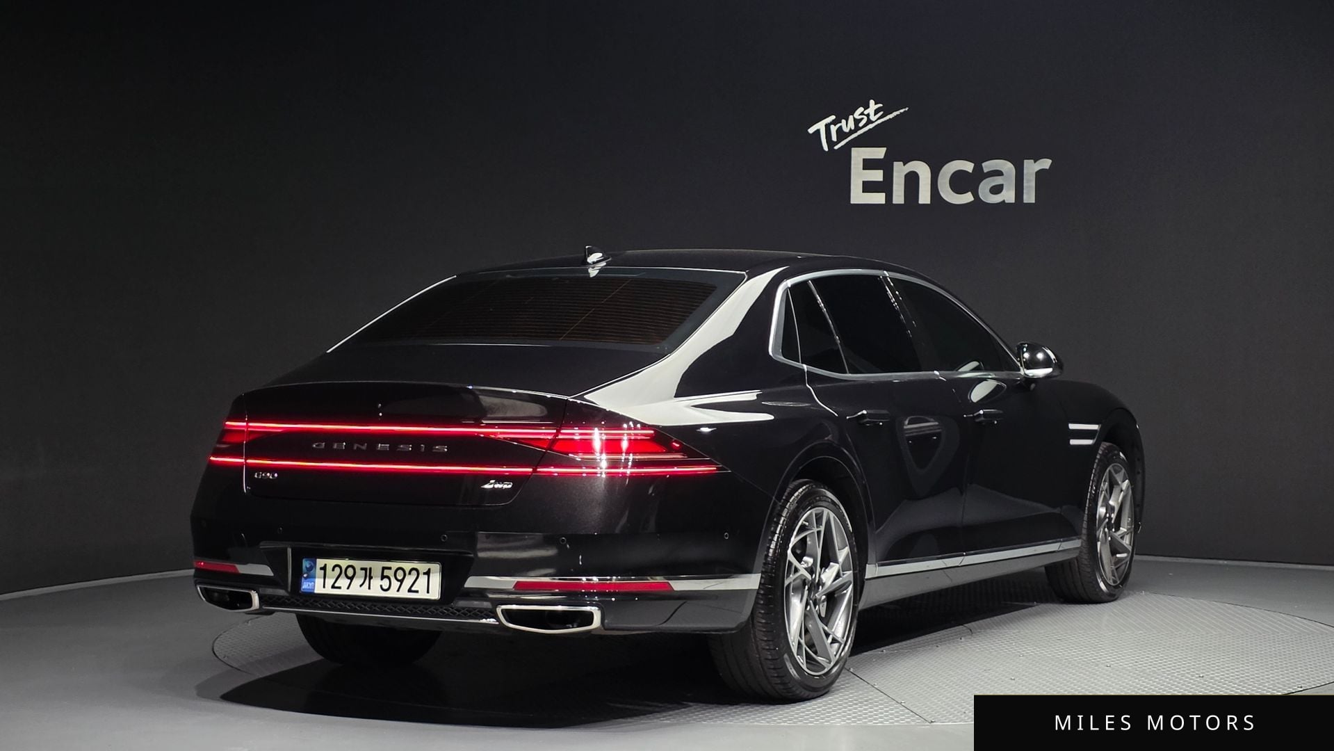 Genesis G90 (RS4) 2023 — миниатюра 2