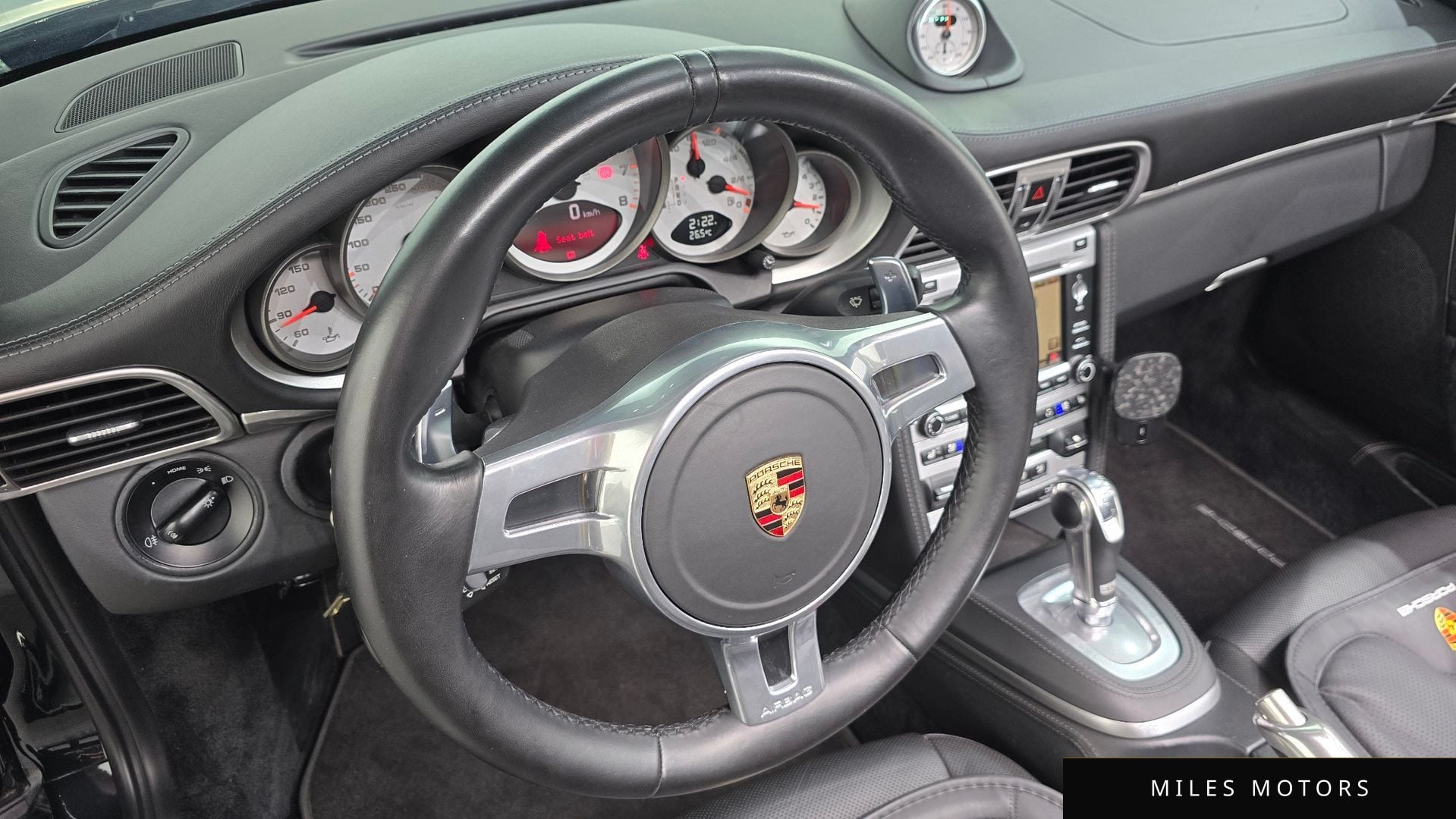 Porsche 911 2010 — миниатюра 12