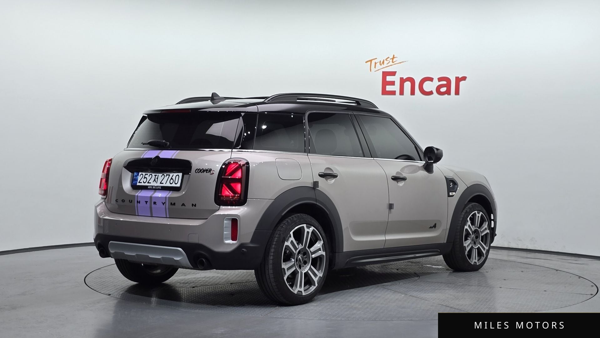 MINI Countryman 2023 — миниатюра 2