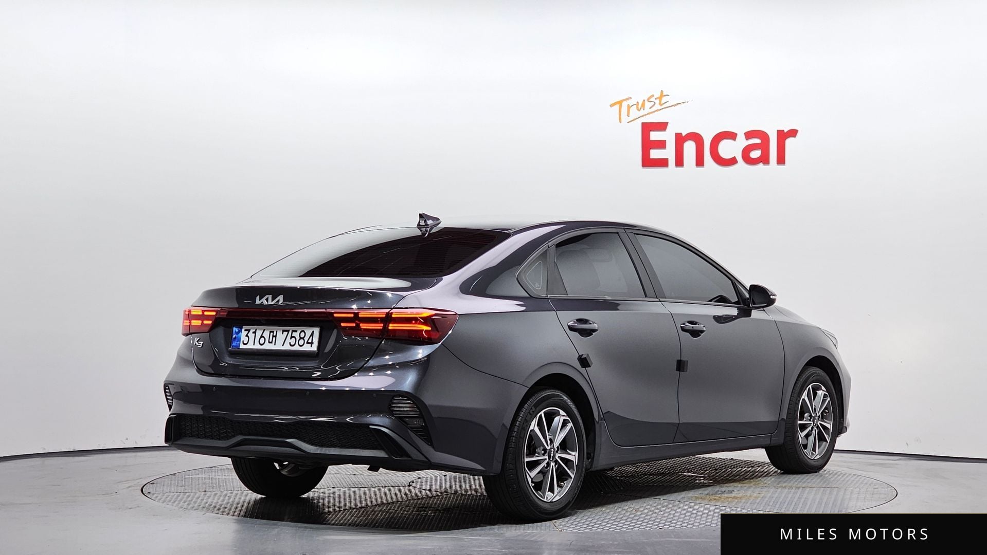 Kia K3 2022 — миниатюра 2