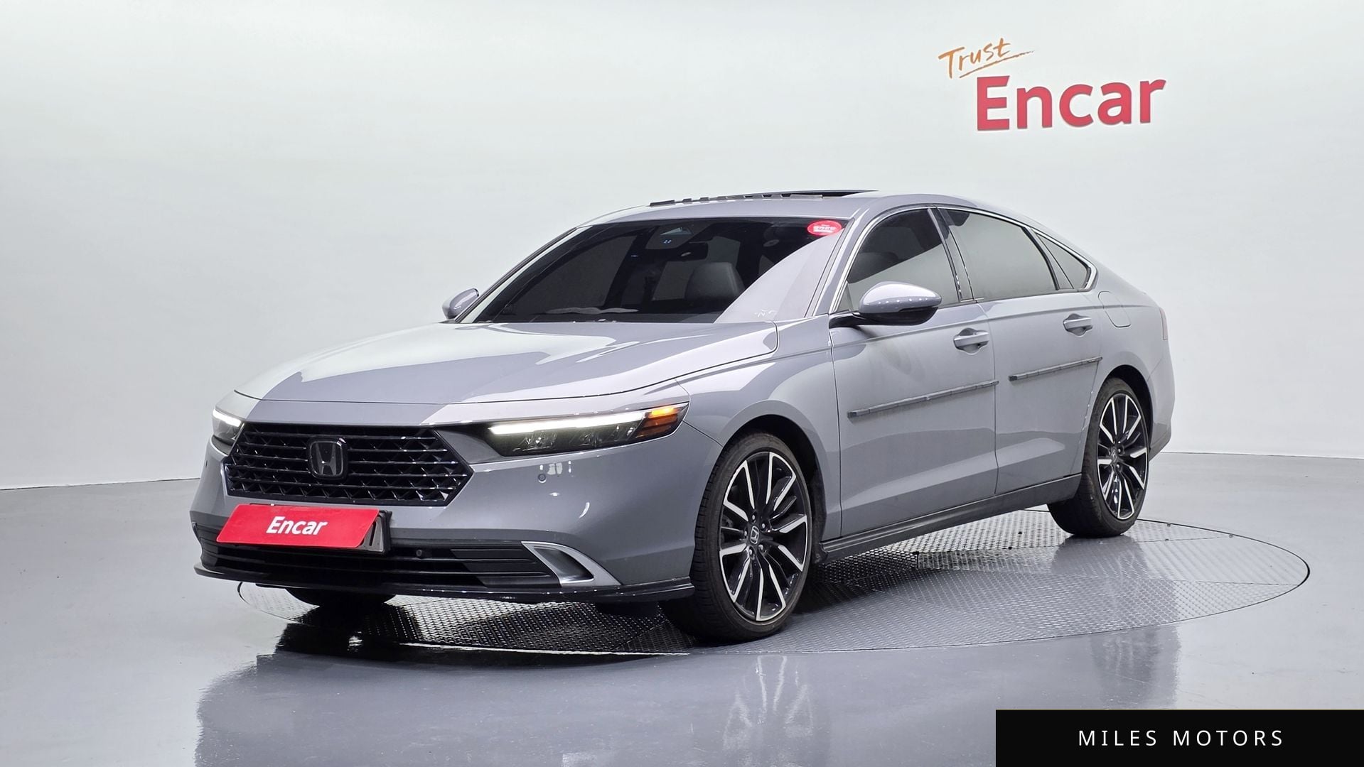 Honda Accord 2023 — фото 1 из 12