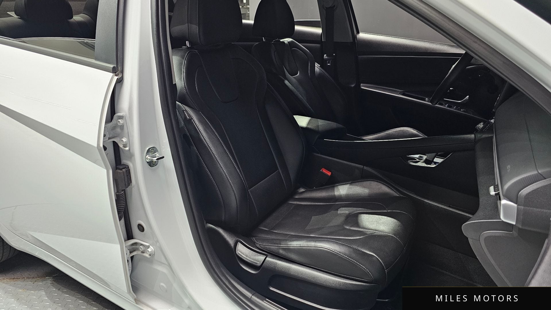 Hyundai AVANTE 2022 — миниатюра 11