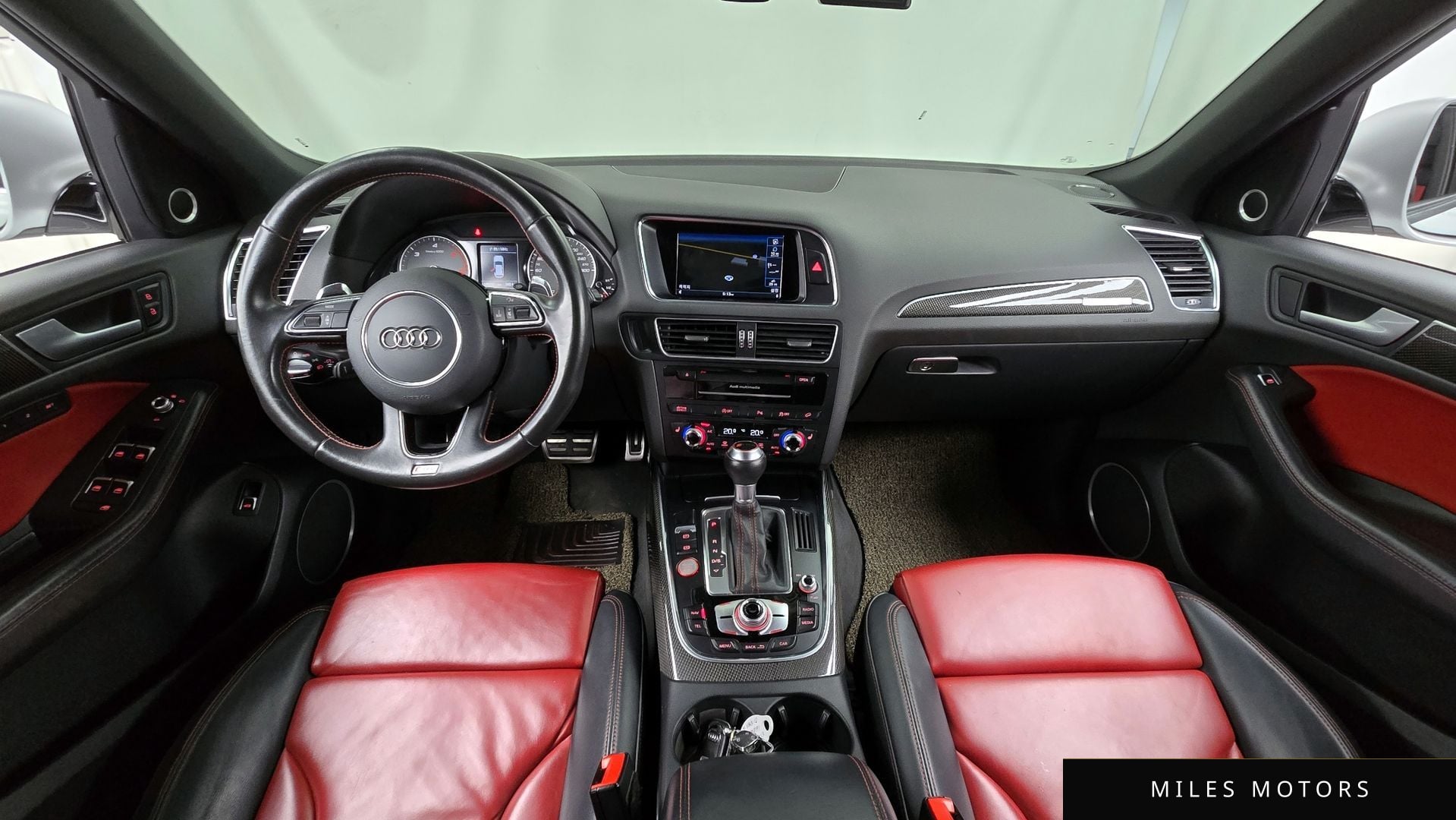 Audi SQ5 2015 — миниатюра 7