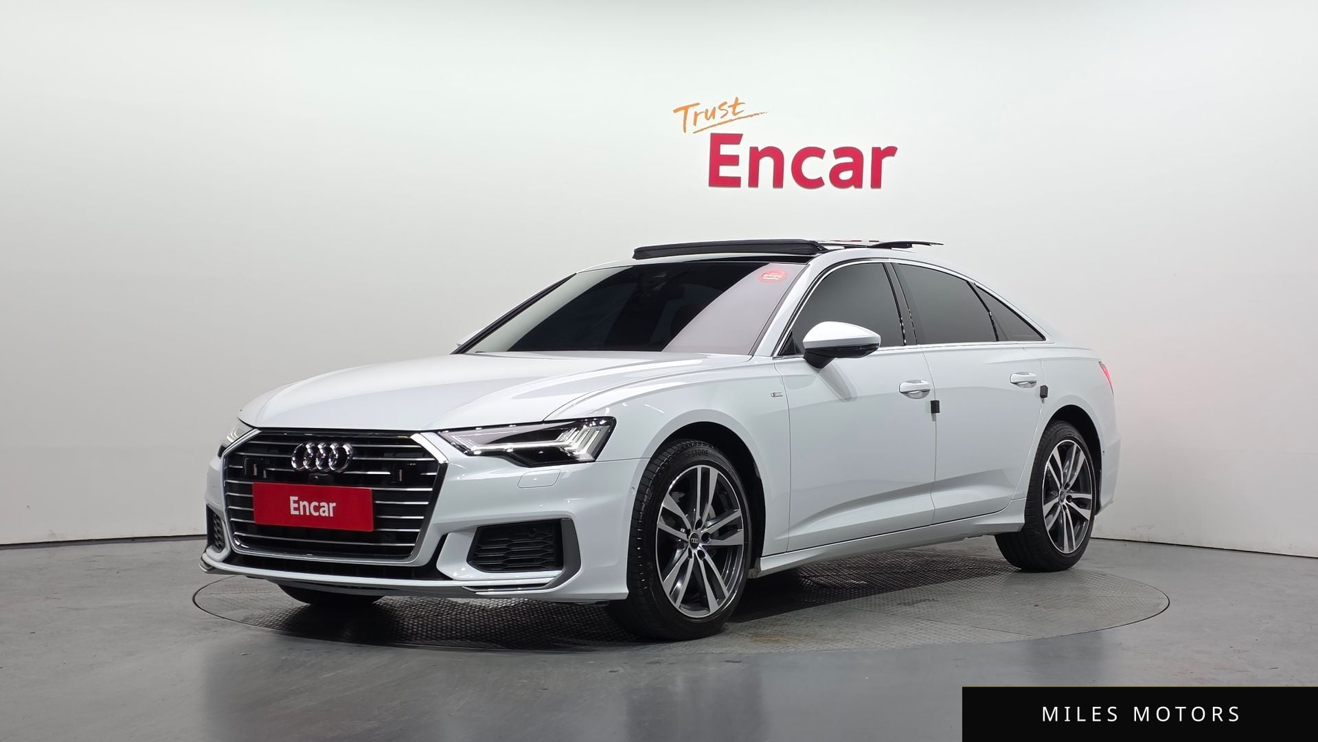 Audi A6 (C8) 2023 — фото 1 из 12