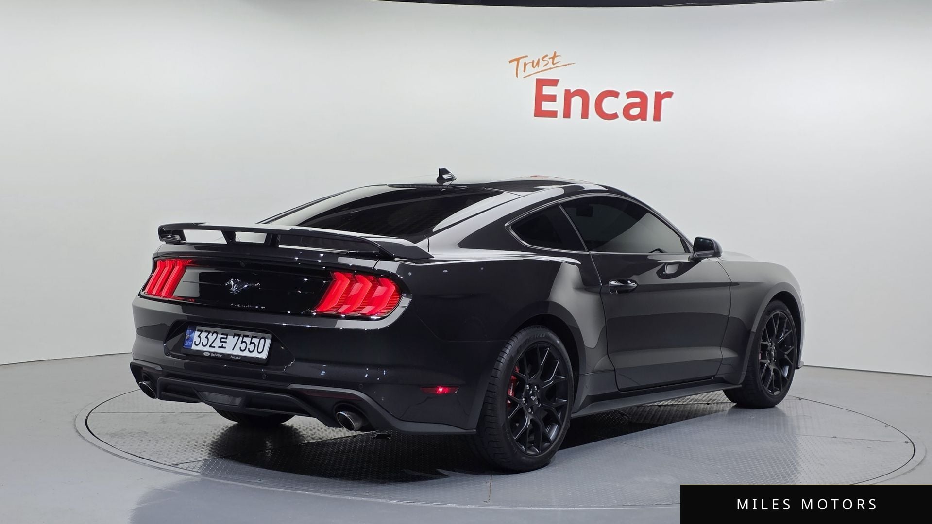 Ford Mustang 2023 — миниатюра 2